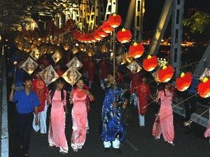 Festival Nghề truyền thống Huế năm 2013