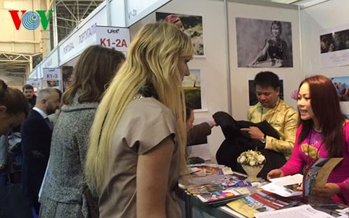 Vietnam International Tourism Mart 2017 welcomed more than 61,000 visitors 