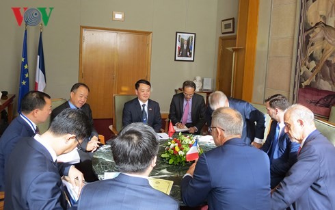 Vietnam, France enhances cooperation in environment 