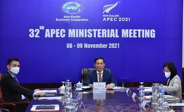 Vietnam suggests APEC promote leading role in free trade