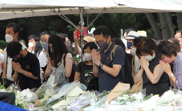 World leaders and the Japanese people bid farewell to late PM Abe Shinzo