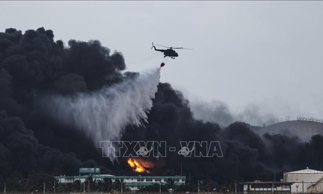 Cuba's efforts to bring oil depot fire under control  