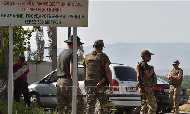 Kyrgyz-Tajik border conflict death toll approaches 100