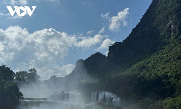 Discovering Ban Gioc waterfall - one of the most beautiful worldwide