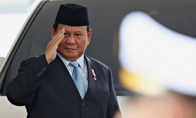 Indonesia's President-elect Prabowo Subianto visits Vietnam