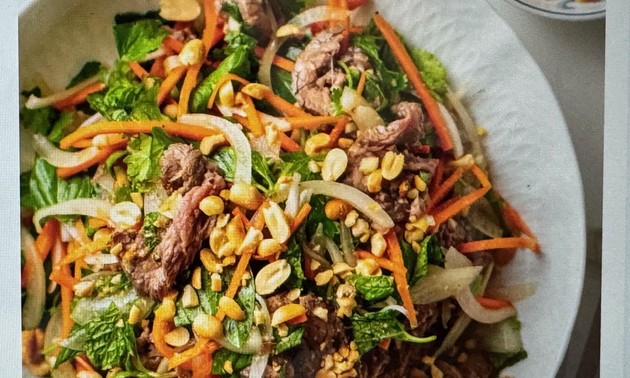 Sweet and spicy Vietnamese beef salad