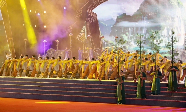 Commemoration of Hung Kings’ Death Anniversary held in Phu Tho province
