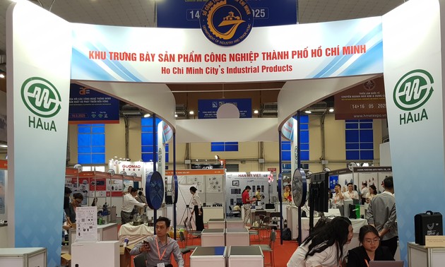 VINAMAC EXPO 2025 draws 250 Vietnamese and international  enterprises