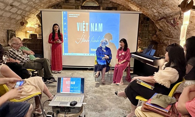 Photo book connects cultures of Vietnam, France