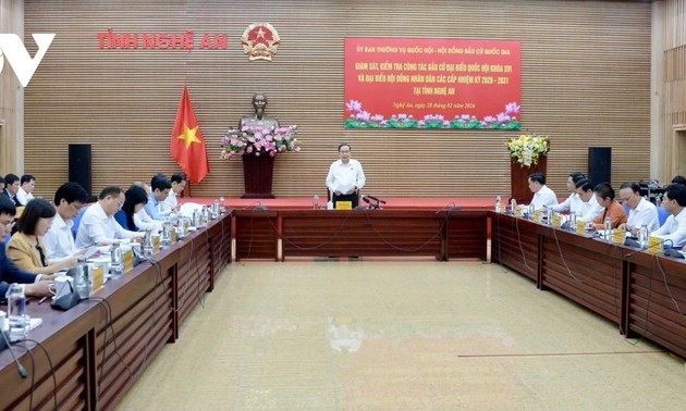 NA Chairman inspects election preparations in Nghe An Province