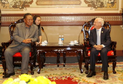 ขยายสัมพันธไมตรีเวียดนาม–ไทย