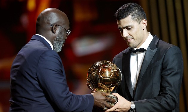 Spanish midfielder Rodri wins 2024 Ballon d'Or