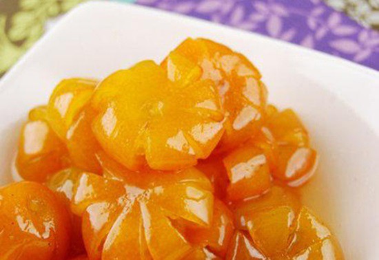 Приготовление варенья из кумквата на традиционный новогодний праздник