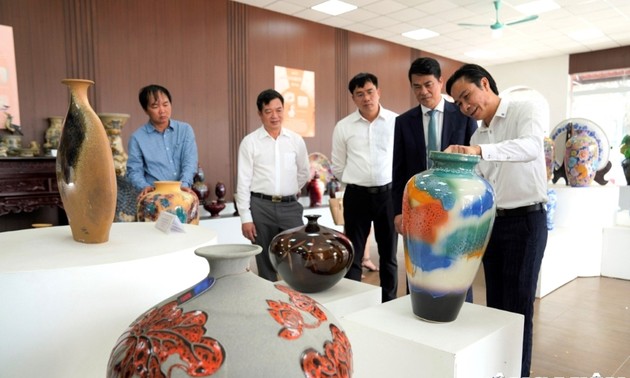 Возможность расширения бренда уникальной гончарной деревни Батчанг за рубежом