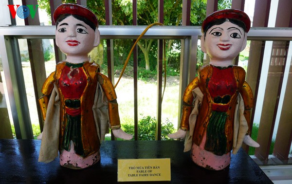 农民当艺人的鸿峰水上木偶戏坊