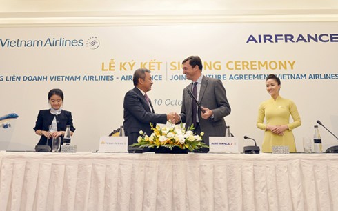 Vietnam Airlines និង Air France ចុះហត្ថលេខាលើកិច្ចសន្យាធ្វើសាជីវកម្មដ៏ពេញលេញ