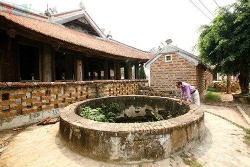 អណ្ដូងភូមិក្នុងវណ្ណកម្មរបស់អ្នកថតរូប Le Bich