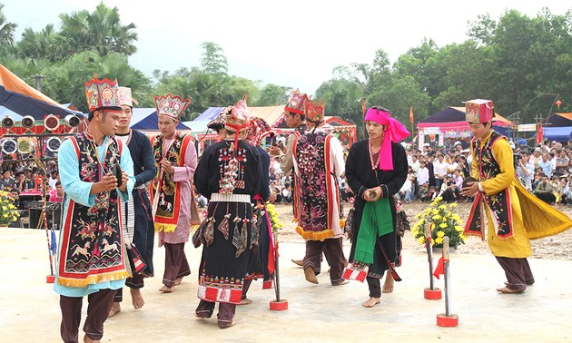 លើកកម្ពស់ការយល់ដឹងអំពីប្រព័ន្ធគុណតម្លៃវប្បធម៌