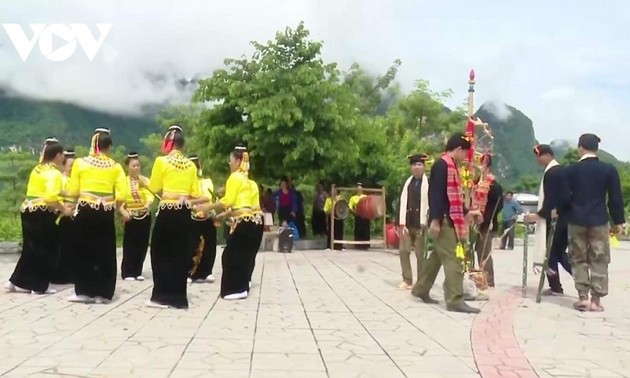 “Hưn mạy” - ឧបករណ៍តន្ត្រីប្រពៃណីរបស់ជនជាតិ Khang នៅខេត្ត Son La