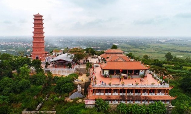 ប្រាង្គ Tuong Long - កេរ្កិ៍ដំណែលប្រវត្តិសាស្ត្រវប្បធម៌រាប់ពាន់ឆ្នាំ