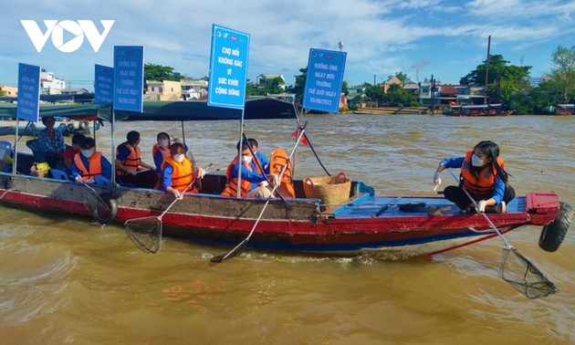 ទន្លេមេគង្គនៅ Can Tho “ខៀវស្រងាត់ - ស្រស់ស្អាត” ស្វាគមន៍រដូវក្តៅ