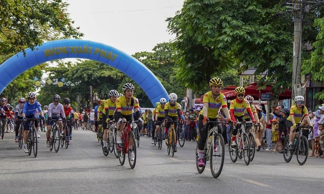 ផ្សព្វផ្សាយសារសន្តិភាពក្នុងកម្មវិធីប្រណាំងកង់ "គោលដៅសន្តិភាព"