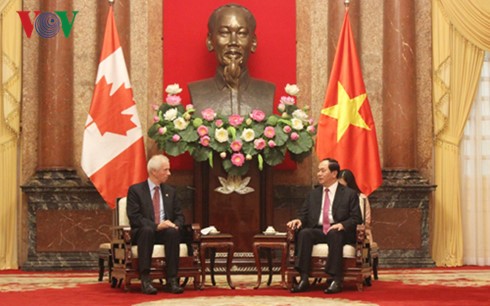 Chủ tịch nước Trần Đại Quang tiếp Bộ trưởng Ngoại giao Canada Stephane Dion