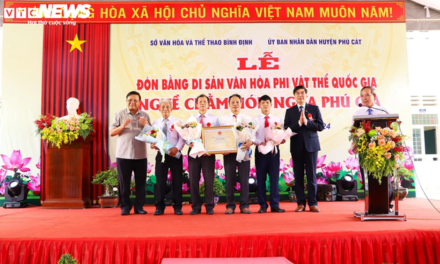 Làng nghề chằm nón ngựa Phú Gia, nơi lưu giữ những “kiệt tác” nón lá của Bình Định