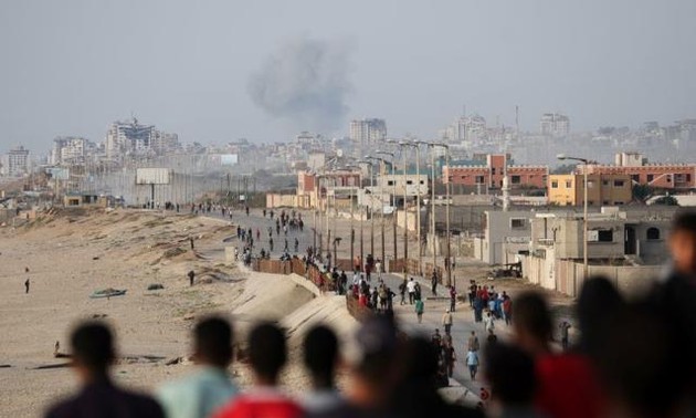 Israel pushes further into parts of north Gaza; new cracks in Netanyahu coalition