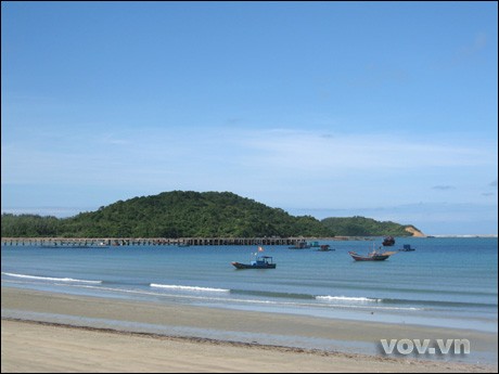 เกาะโกโต-ความสวยงามตามธรรมชาติ