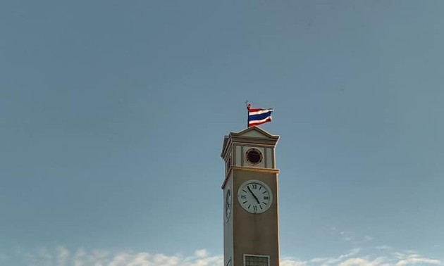 หอนาฬิกาเวียดนามอนุสรณ์ในจังหวัดนครพนม-สัญลักษณ์มิตรภาพเวียดนาม-ไทย