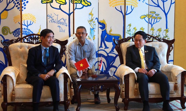 กิจกรรมเด่นในความสัมพันธ์ระหว่างเวียดนามกับไทยเดือนพฤศจิกายน