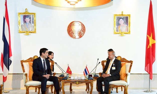 กิจกรรมเด่นในความสัมพันธ์ระหว่างเวียดนามกับไทยในเดือนสิงหาคม