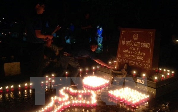 Candle-lighting ceremonies honour war heroes, martyrs 