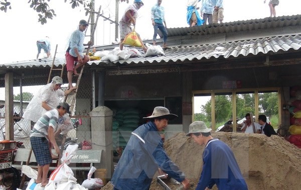 Southern provinces prepare to cope with typhoon Tembin