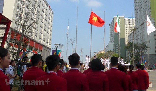 Vietnamese flag flies at ASIAD 18