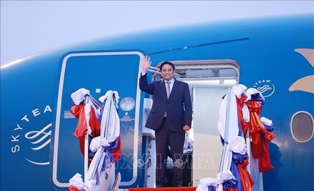 PM Pham Minh Chinh arrives in Laos for 4th MRC Summit