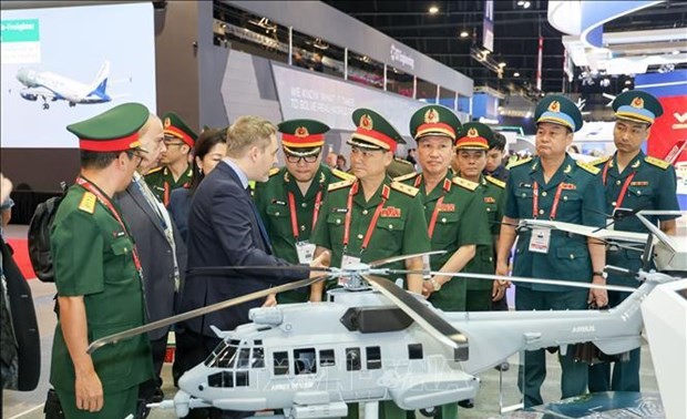 Vietnam attends Singapore Airshow 2024