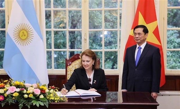 Vietnam, Argentina expand cooperation relations