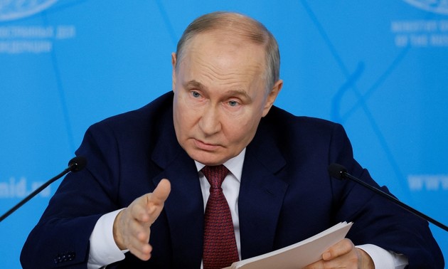 Putin introduces proposal for cease fire peace in Ukraine