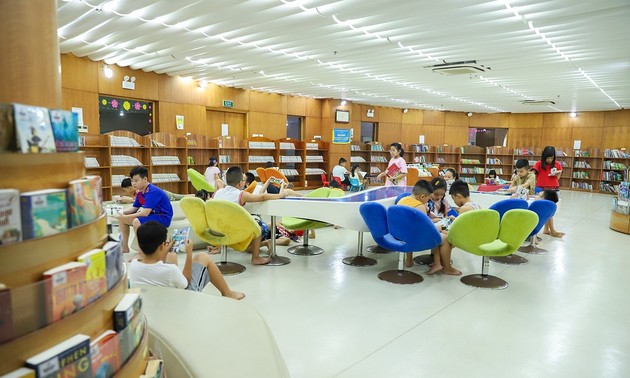 Colorful book space on the shores of Ha Long Bay