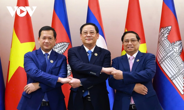 Vietnamese, Lao, Cambodian PMs seek measures to promote ties