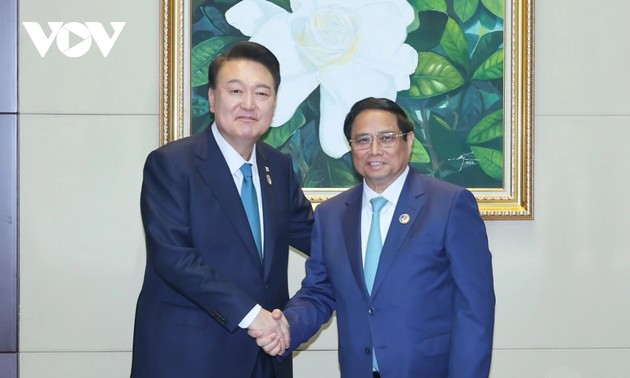 PM Pham Minh Chinh meets with RoK President