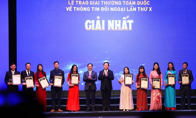 VOV wins 1st Prize at 10th National External Information Service Awards