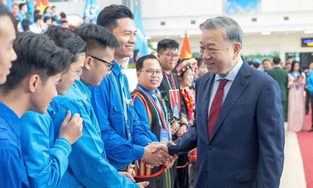 Party leader urges young Vietnamese to promote resilience, innovation, aspiration