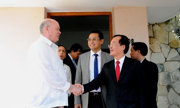 Vietnam, Cuba diversify economic ties