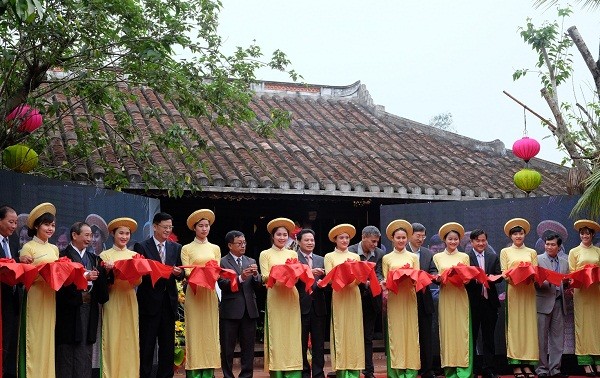 Inicia Festival de Cultura de seda de Vietnam-Asia 2016