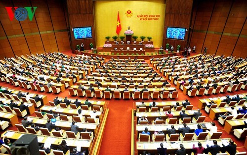 Concluye la duodécima reunión del Comité Permanente del Parlamento de Vietnam 