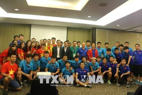 Embajada de Vietnam en Indonesia alienta el espíritu del equipo olímpico de fútbol 