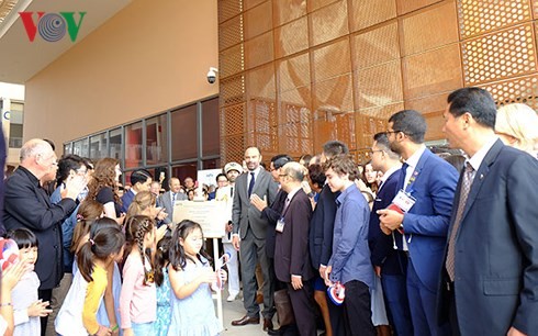 Premier francés asiste a la inauguración de la nueva sede de la escuela Alexandre Yersin en Hanói 